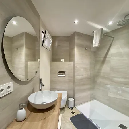 Apartament Oceanic First Line In - Inmodream *